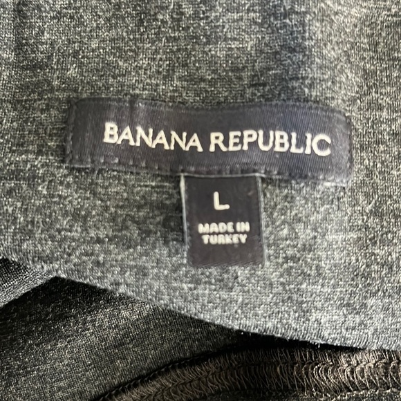 Banana Republic    Athletic Leggings  NWOT 27.5” Inseam   Charcoal color  Size L - Picture 2 of 7